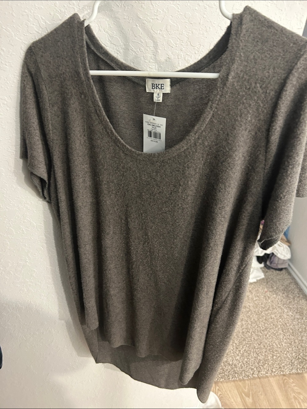 BKE Short Sleeve Scoop Neck Top — Taupe Brown